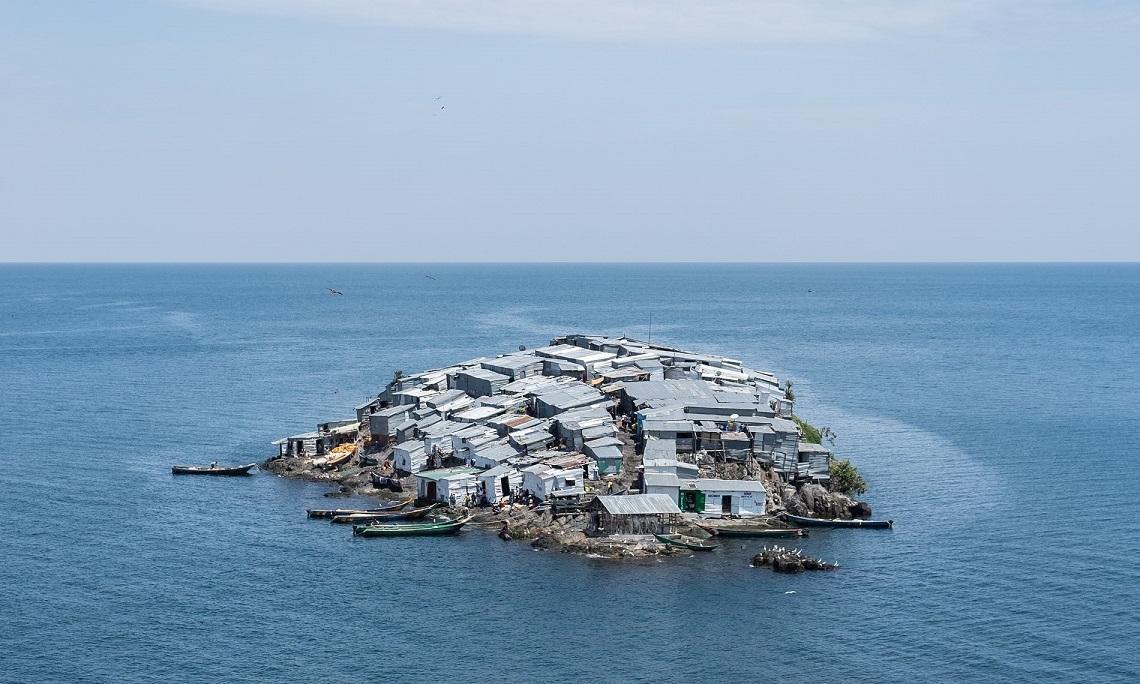 Dünyanın en kalabalık adası Migingo