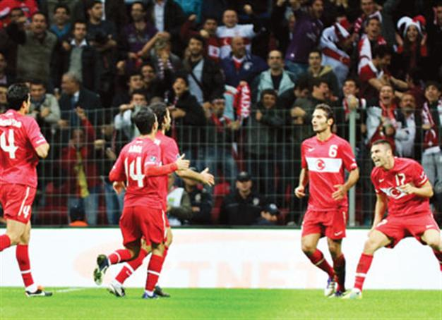 Turkey waits for its play-off opponent before Euro 2012