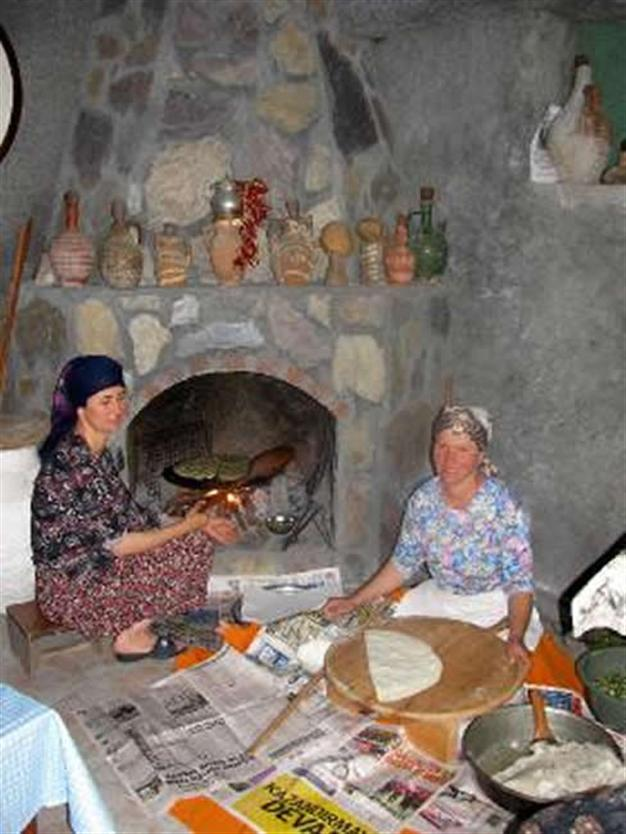 An authentic village eatery: Şelale Restaurant: Üzümlü