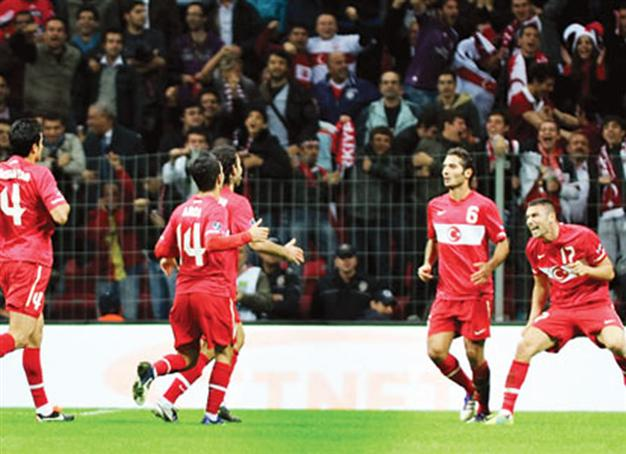Turkey waits for its play-off opponent before Euro 2012