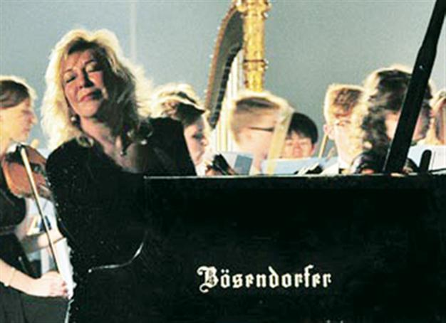 BIPO features Gülsin Onay to remember Adnan Saygun