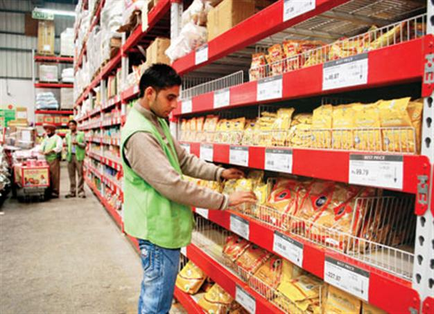India says welcome to foreign retailers