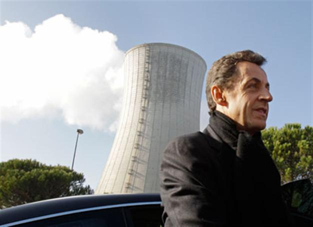 Sarkozy clings to nuclear energy amid protests