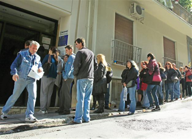 OECD warns of global threats
