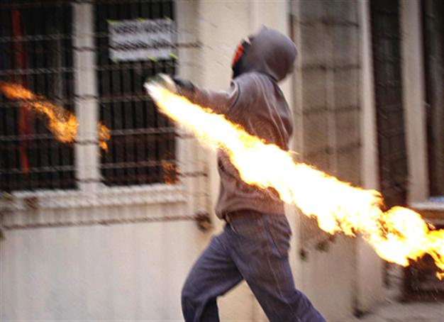 Turkish court classifies Molotov cocktail as weapon