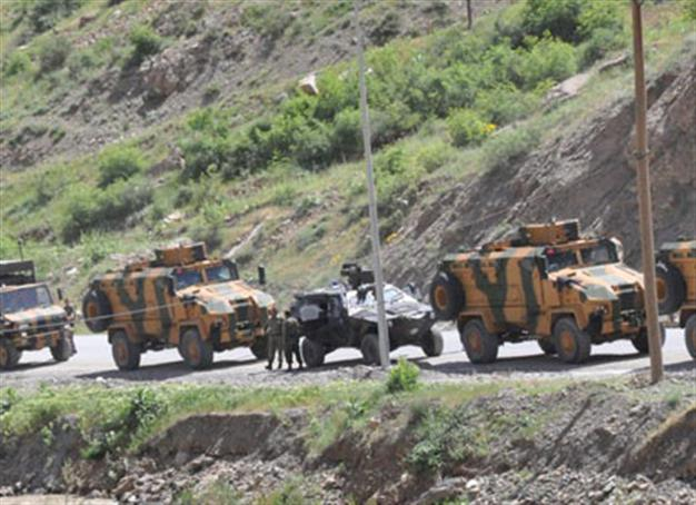 Five Turkish soldiers wounded in mine attack