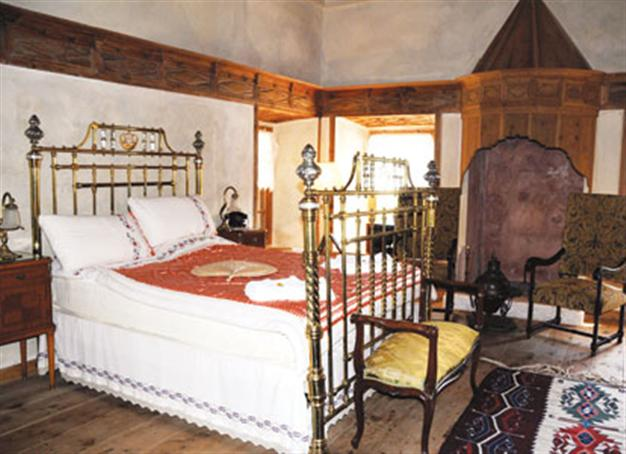 Historical house offers modern Ottoman setting