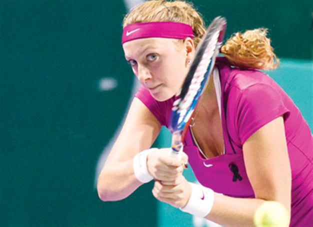 Kvitova sends weary Wozniacki packing