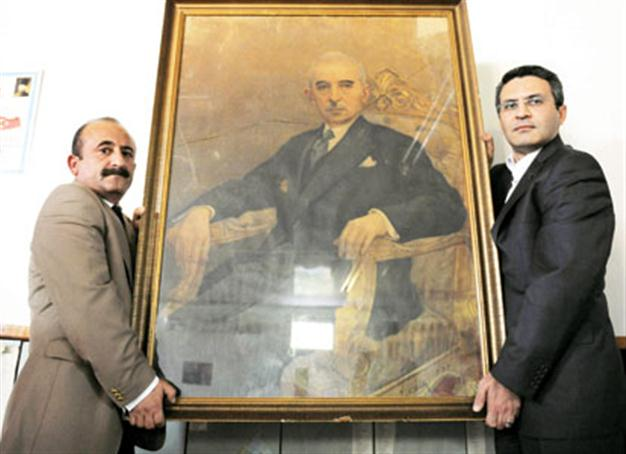 Rediscovered painting fires politics controversy