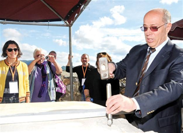 Sculptors in Alanya for 8th symposium