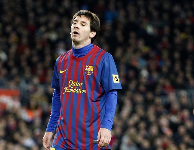 Real, Barça warm up in style for El Clasico