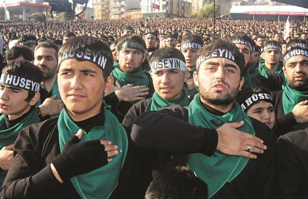 Caferis demand Aşura Day to be a holiday