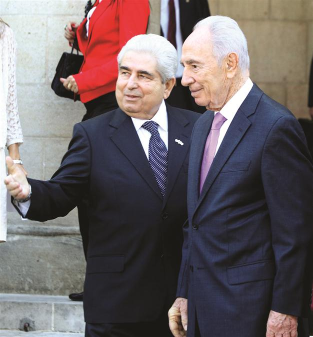 Peres: Offshore gas no cause for tension