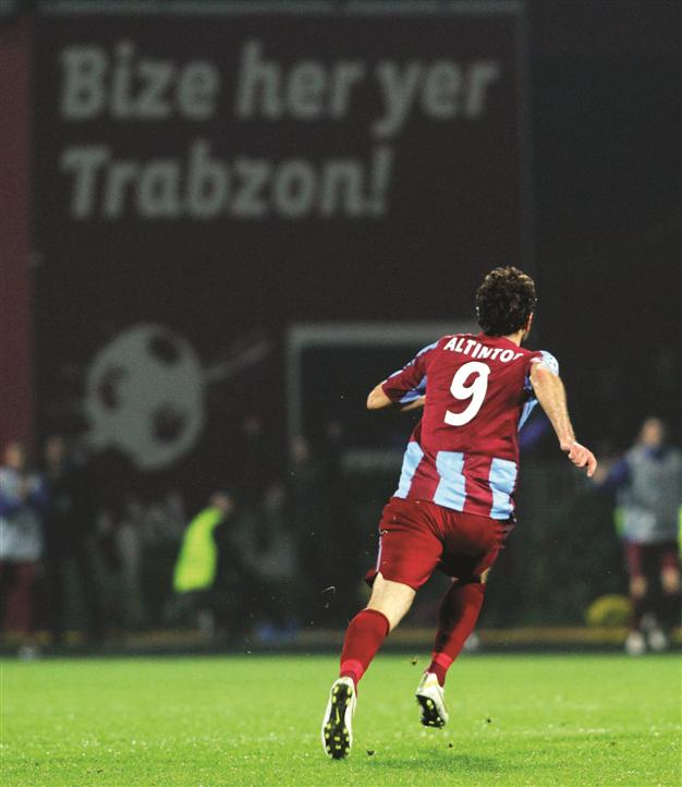Trabzonspor only a win away from Champs League last 16