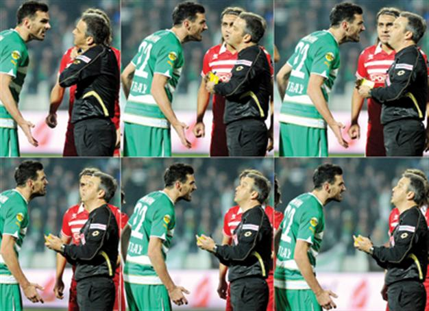 No prize given for honesty as player turns himself in to ref