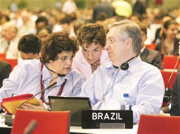 Duban negotiators agree landmark climate deal