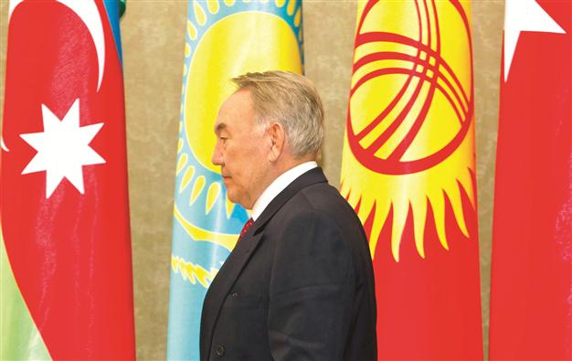 Kazakhstan dissolves parliament