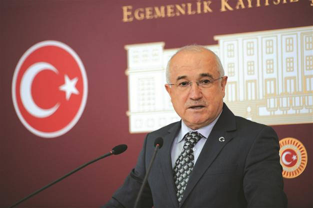 ‘Draft bill should fix Gül’s term in office’