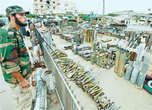 ‘Al-Qaeda acquires Gadhafi’s weapons’