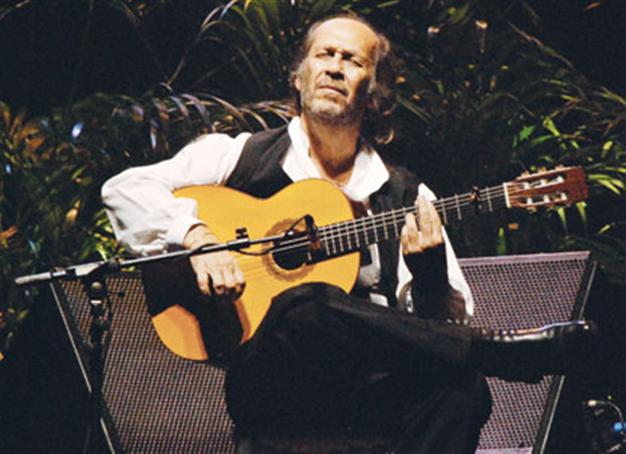 Istanbul hosts Paco de Lucia