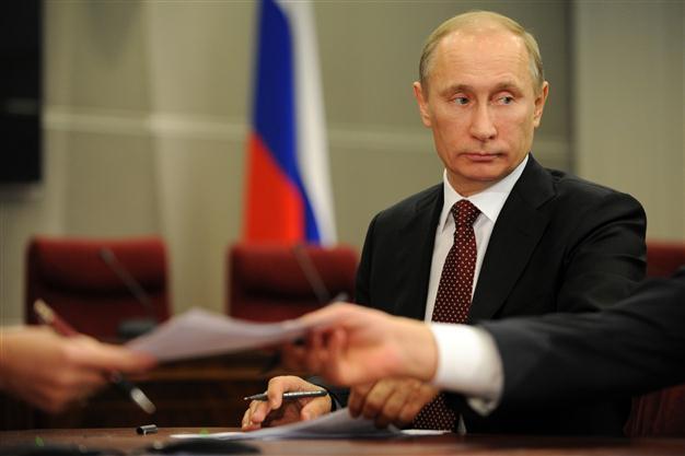 Putin says pleased young Russians protesting