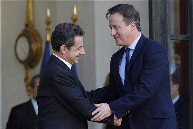 France fuels row with fresh attacks on British economy