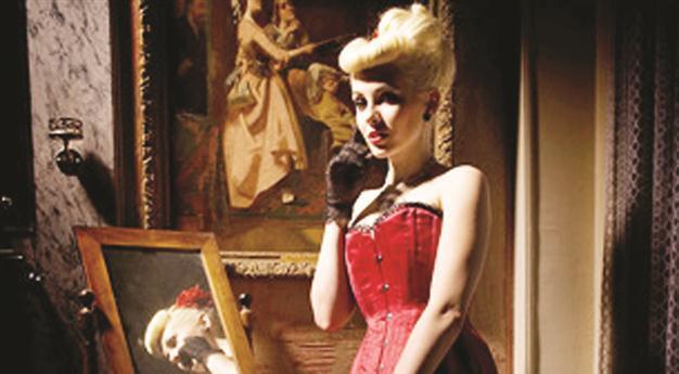 Roxy repeating burlesque show