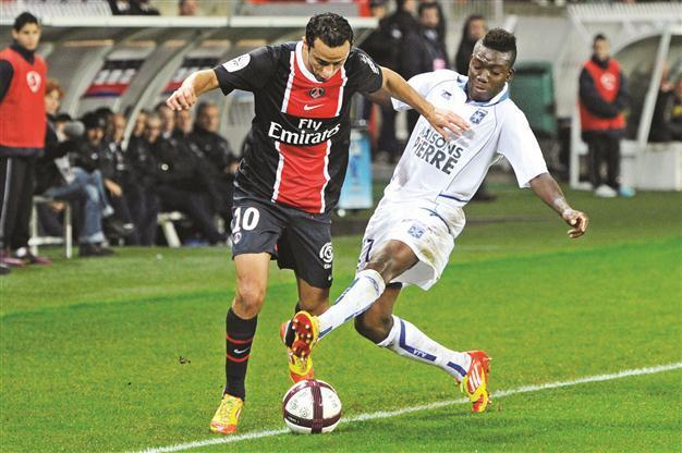 PSG meets Lille in clash of contenders