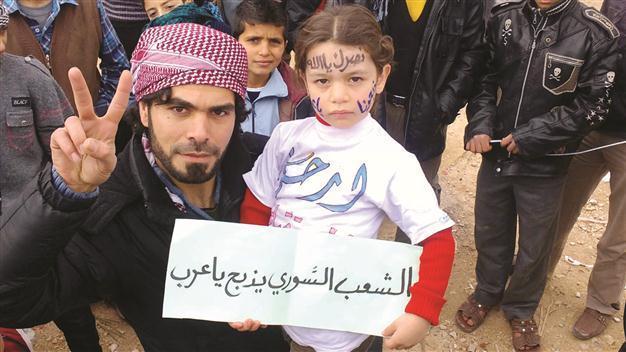 Syria accuses US as activists criticize the League mission