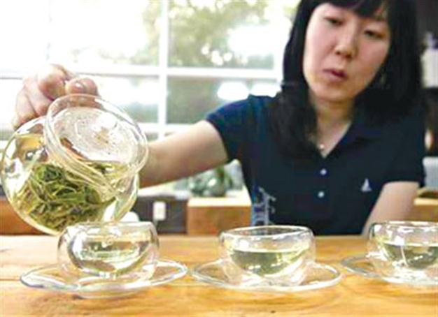 A Cup of green tea may be good for ‘bad’ cholesterol