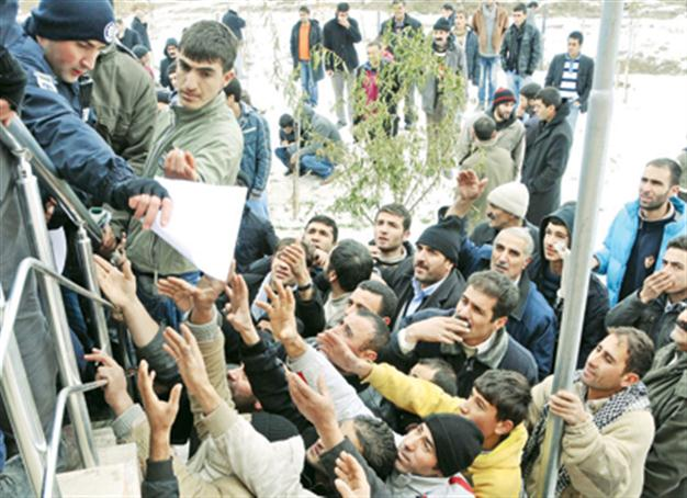 Van governor calls for urgent aid