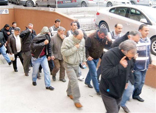 49 detained for alleged gang links