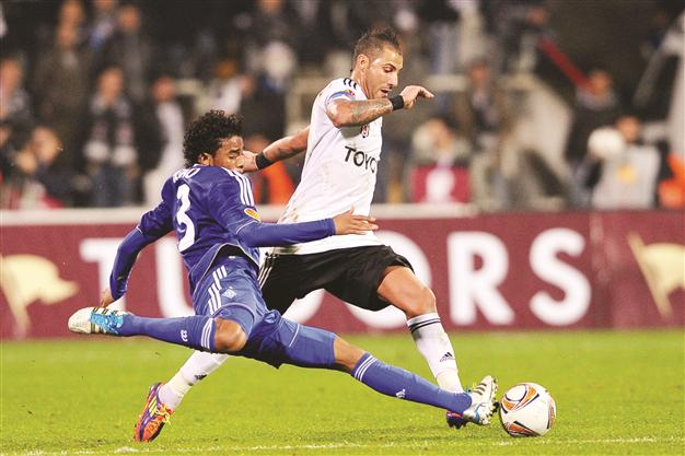 Beşiktaş plays Maccabi, seeks spot in next round