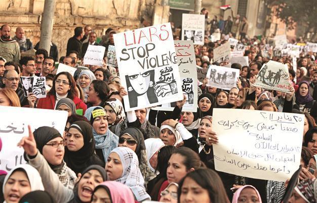 Egypt votes as women struggle for their rights