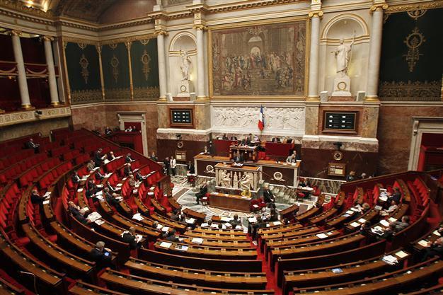 France passes genocide bill