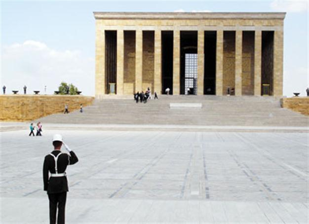 Ceremonies mark death of Atatürk