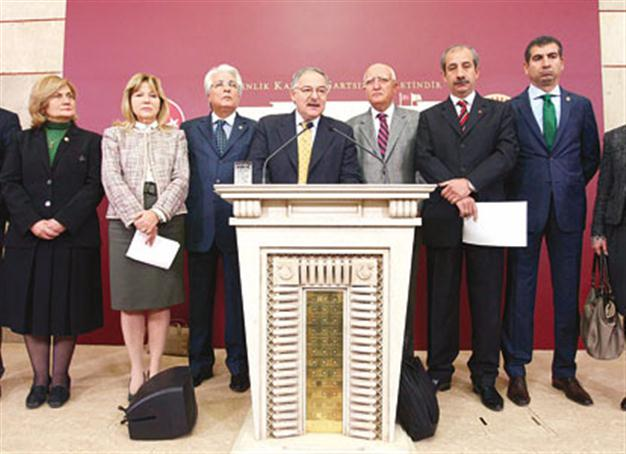 Opposition emerging within CHP