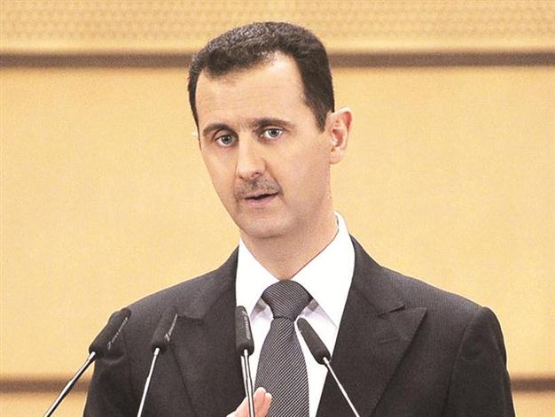 EU imposes new Syria sanctions as 8 killed
