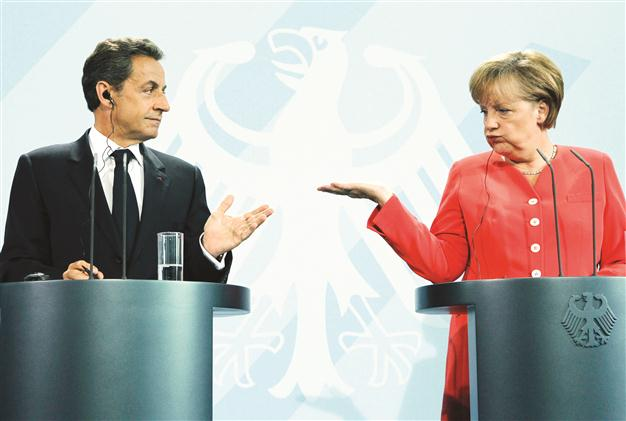 Paris, Berlin aim to rebuild EU on euro