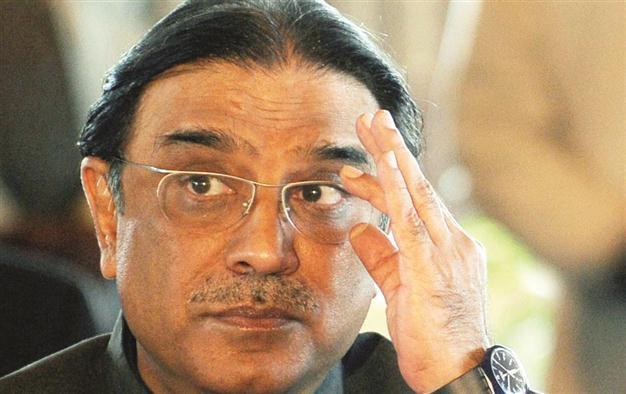 Zardari flees amid Pakistan coup scenario