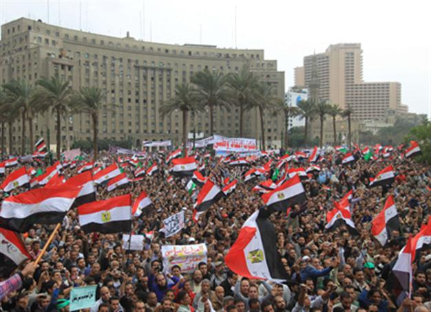 Egypt protesters gather for mass anti-military rally
