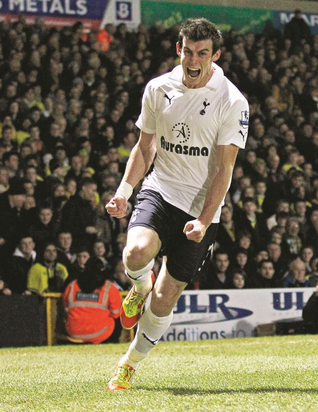 Bale double eases Spurs past Norwich