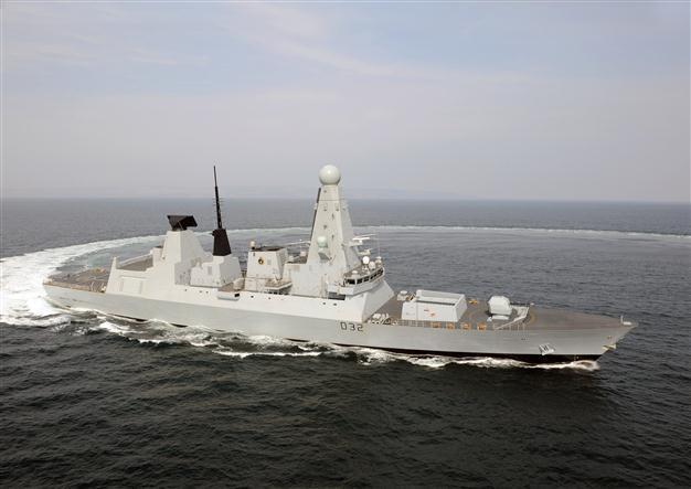 Britain sends new warship to Gulf amid Iran tensions