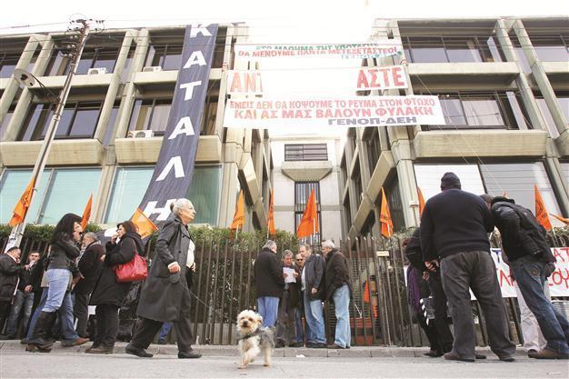 IMF losing confidence in Greece