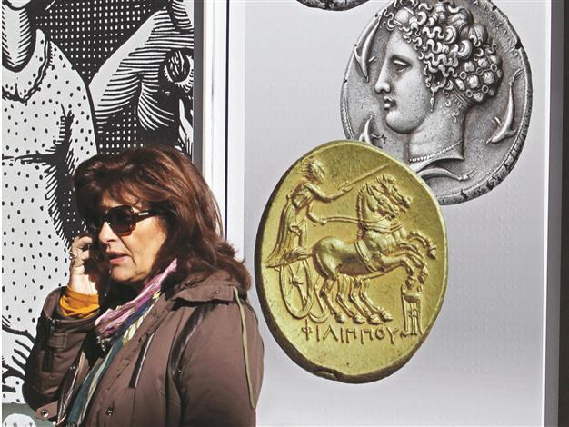 Lenders press Greece on reforms before aid flows