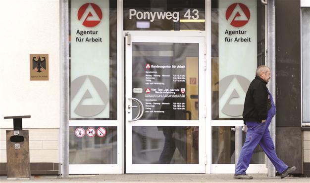 Germany’s labor market shrugs off eurozone crisis