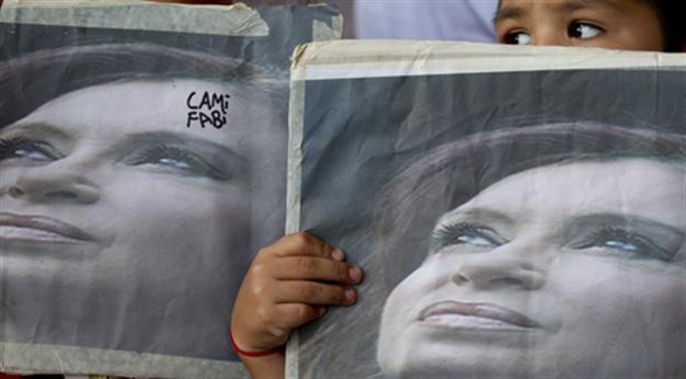 Argentinas Fernandez to undergo cancer surgery