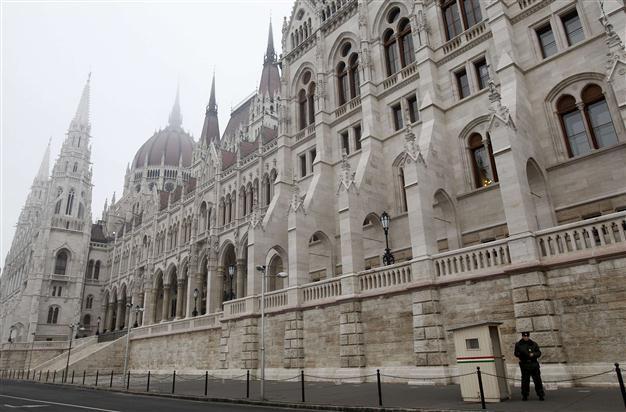 EU reiterates concern over Hungarys reforms