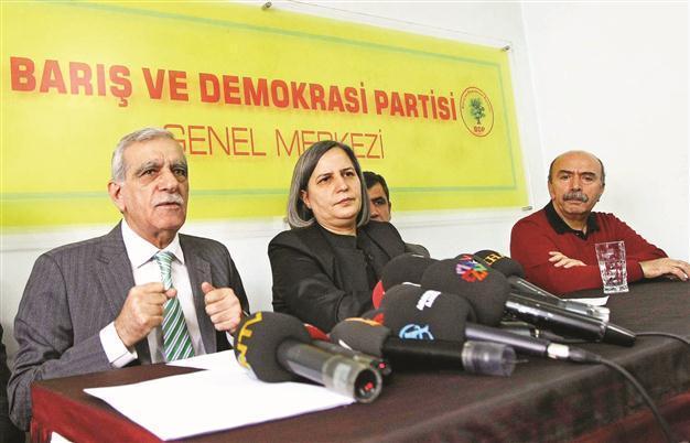 Kurdish group to demand autonomy in new charter