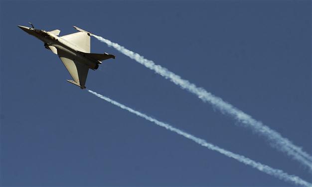 Report: Russia to deliver combat jets to Syria